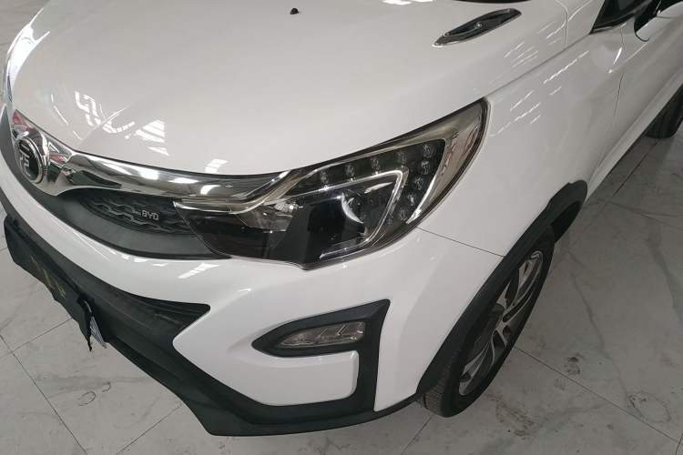 Used BYD Yuan 2017 1.5L Manual with Panoramic Sunroof