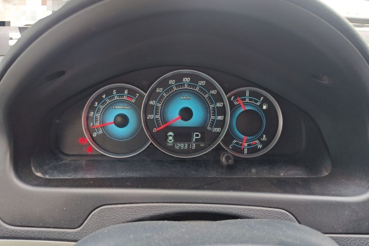 Used FAW Weizhi V5 2015 1.5L Automatic Standard Edition