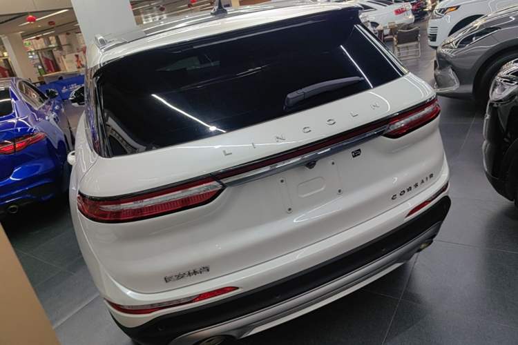 Used Lincoln Corsair 2021 2.0T Two-Wheel Drive Deluxe Edition
