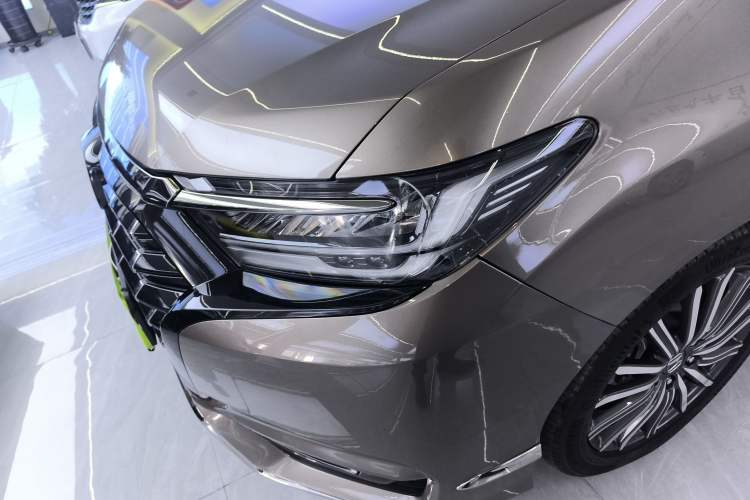 Used Honda Elysion 2022 2.0L eHEV Luxury Edition
