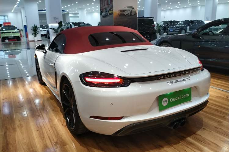 Used Porsche 718 2020 Boxster 2.0T
