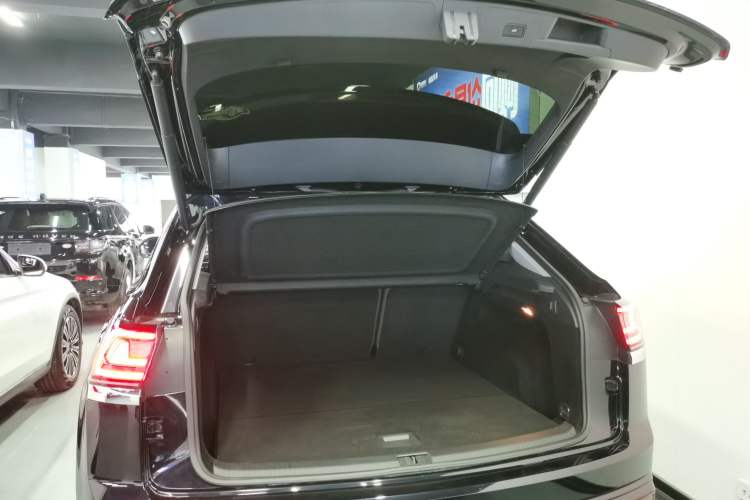 Used Volkswagen Teramont X 2023 380TSI Four-Wheel Drive Luxury Edition
