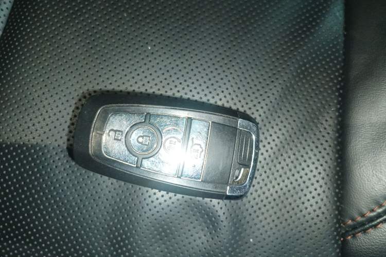 Used Lincoln Aviator 2023 3.0T V6 Four-Wheel Drive Luxury Cruise Version Six Seats