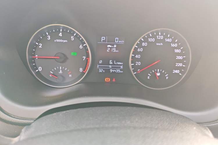 Used Hyundai Celesta 2017 1.6L Automatic Enjoyment Version GLS
