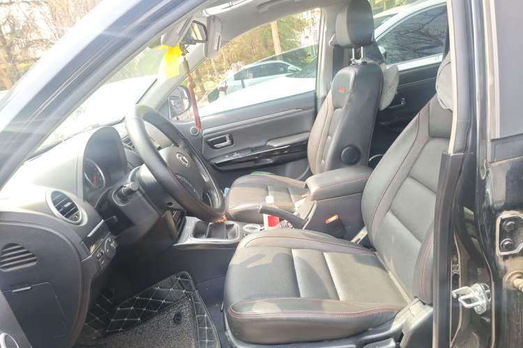 Used Haval H5 Classic 2013 Zhizun Edition 2.0T Manual 4x4 Elite Model
