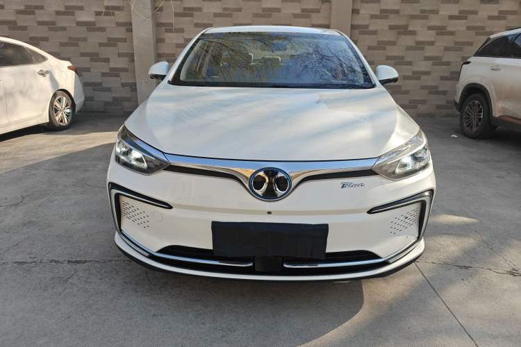 Used BAIC Beijing EU5 2018 R550 Smart Trend Edition