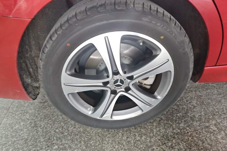 Used Mercedes-Benz C-Class 2022 C 200 L Sport Edition Right Rear Wheel Hub