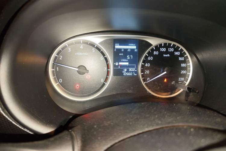 Used Nissan Kicks 2017 1.5L Manual Cool Dynamic Edition