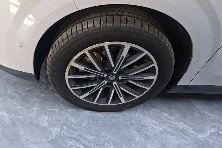 Used Leapmotor B10 2025 510 Joyful Edition Left Front Wheel Hub