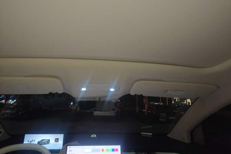 Used Hima Luxeed R7 2024 All-Electric 802 km Max