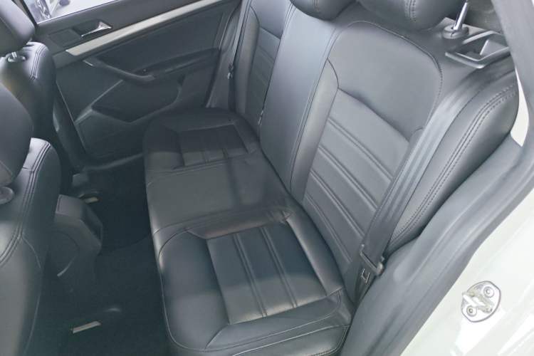 Used Volkswagen Gran Lavida 2017 1.6L Automatic Fashion Edition