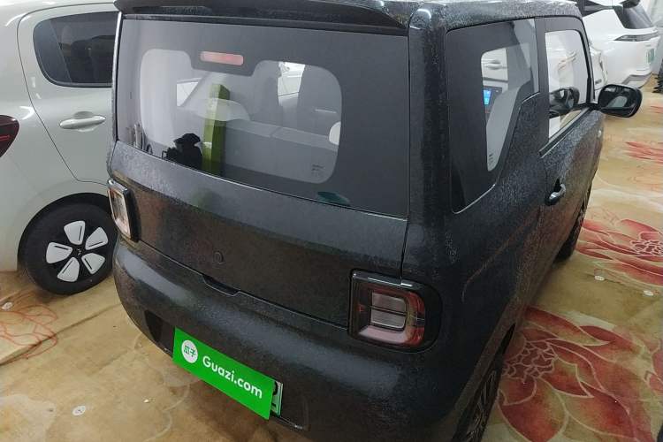 Used Geely Galaxy Panda 2025 210 km – Yuanqi Bear Rear Right 45 Deg