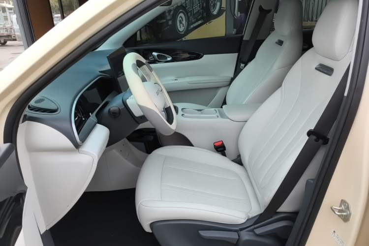 Used Geely Galaxy Geome 2025 310km Dream Edition Left Front Seat