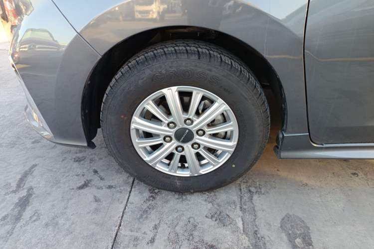 Used SAIC MAXUS G20 2023 Facelifted ES 2.0T Gasoline Automatic Value Edition