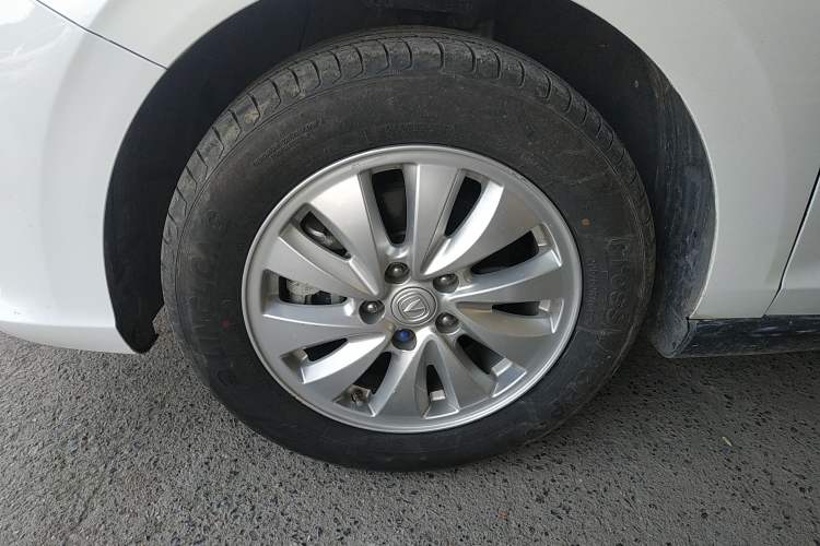 Used Changan Eado New Energy 2022 EV460 Smart Ride-Hailing Edition – Lithium Iron Phosphate