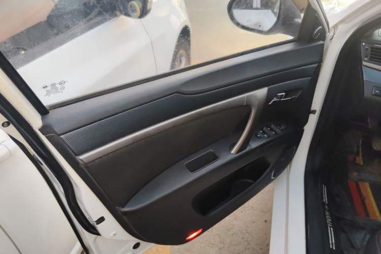 Used Haima M6 2017 1.6L Manual Sport Smart Model