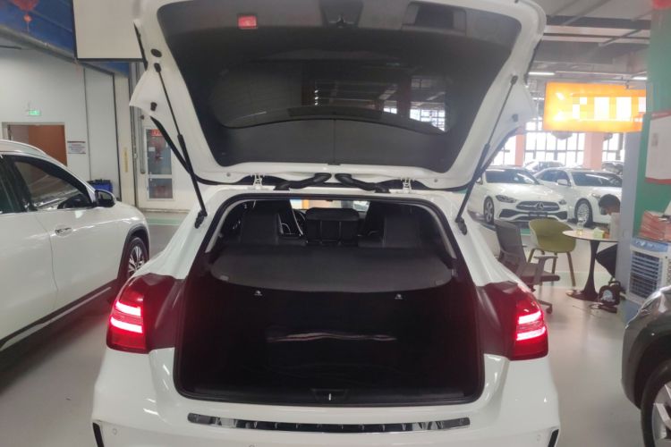 Used Mercedes-Benz GLA 2019 GLA 200 Fashion Model Trunk