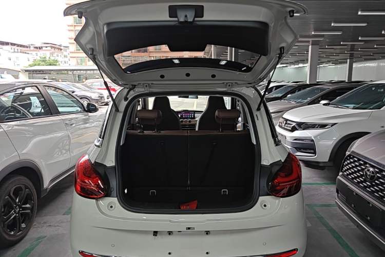 Used Wuling Bingo 2023 410 km Lingxi Deluxe Edition
