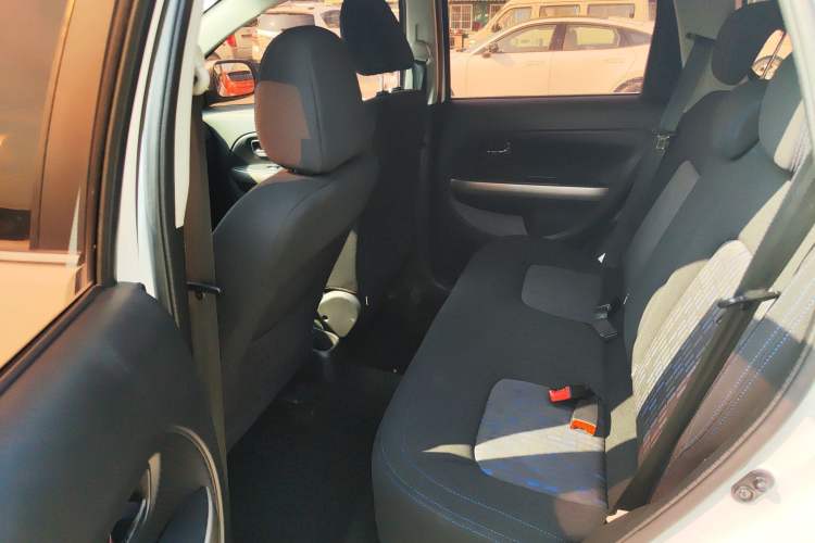 Used Haval H1 2017 Red-Label 1.5L AMT Comfort Model