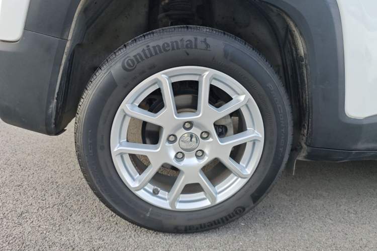 Used Jeep Renegade 2019 220T Automatic Leading Edition
