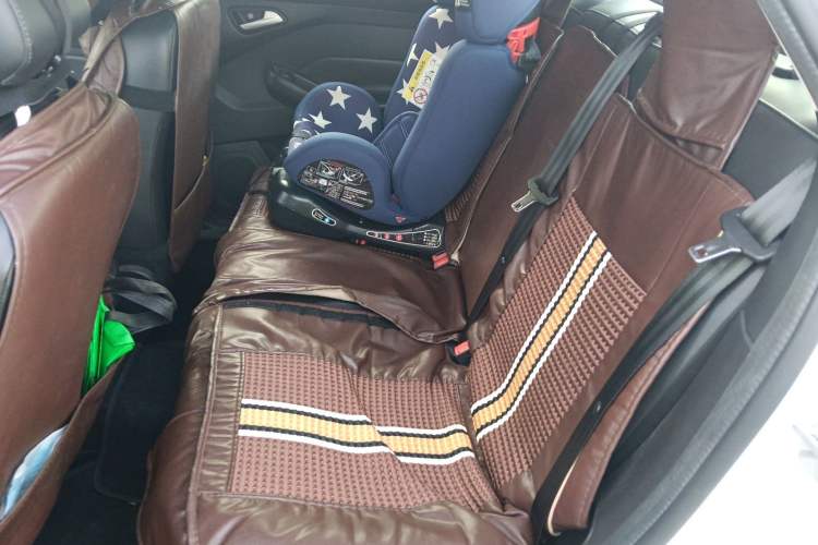 Used Ford Focus 2018 Sedan Classic 1.6L Automatic Trendy SmartDrive Edition
