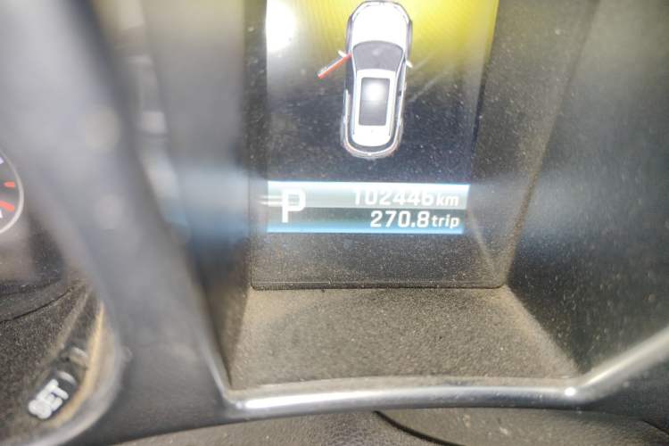 Used JMC Yusheng S330 2016 1.5L GTDi Automatic Two-Wheel Drive Fashion Edition Odometer Close Up