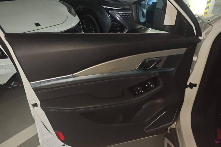 Used JETOUR X70 2020 1.5T DCT Comfort Edition 5-seater