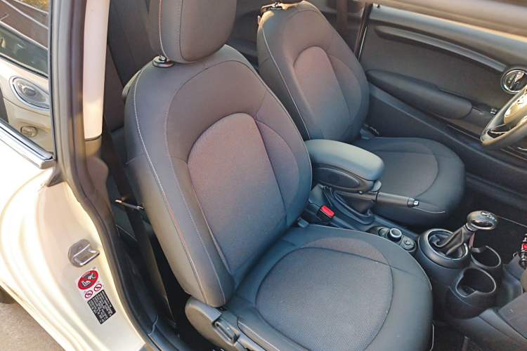 Used MINI MINI 2016 1.2T ONE Pioneer Edition
