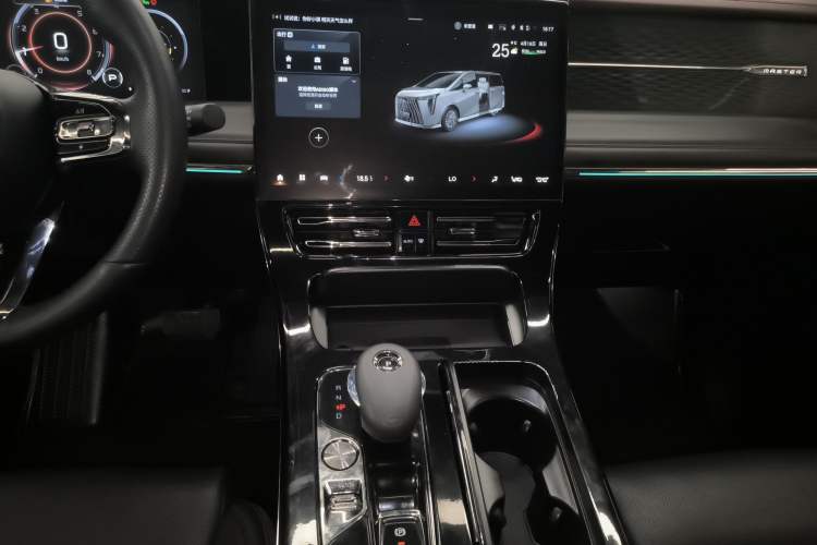 Used GAC Trumpchi M8 2023 Zongshi Series 400T Ultimate Edition
