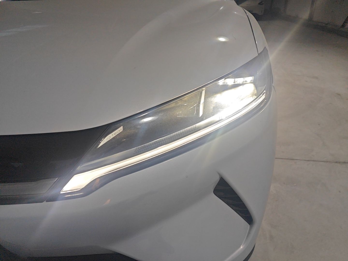 BYD Yuan UP 2025 Model 301KM Leading Version — снимка 8