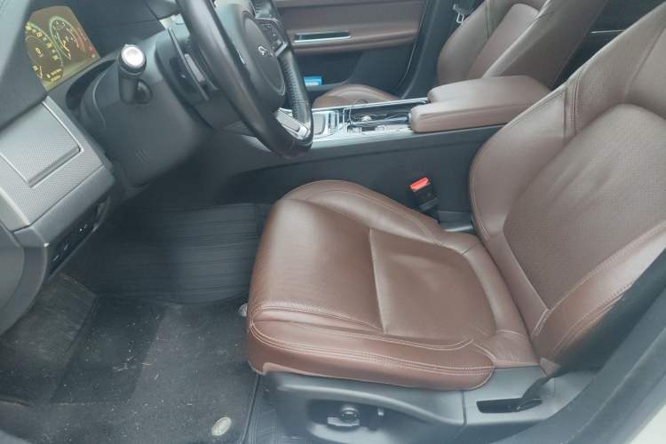 Used Jaguar XFL 2020 XFL 2.0T P250 Four-Wheel Drive Luxury Edition Left Front Seat