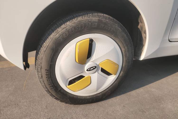 Used Chery QQ Ice Cream 2022 170km Sundae Phosphate Lithium-Ion