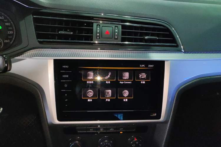 Used Volkswagen Lamando 2021 230TSI DSG Fashion Edition