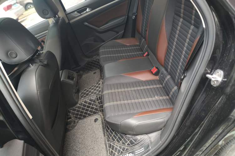 Used Volkswagen Lavida 2018 280TSI DSG Comfort Edition China V Standard Left Rear Seat