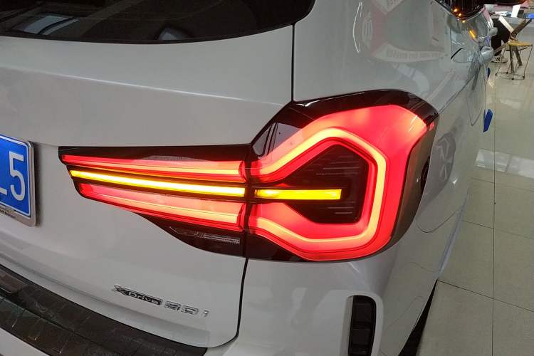 Used BMW X3 2023 xDrive30i Leading Model M Night Edition Package Right Rear Taillight