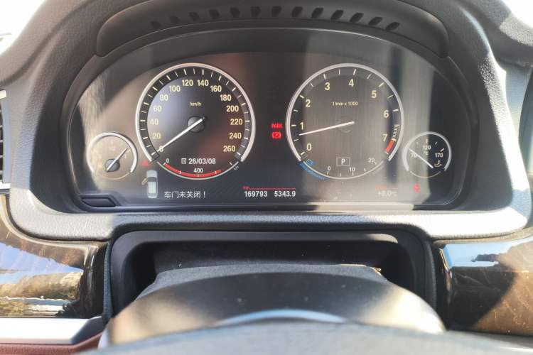 Used BMW 5 Series GT 2013 535i Elegant Edition
