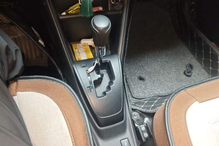 Used Toyota Vios 2019 1.5L CVT Innovation Edition Gear Lever
