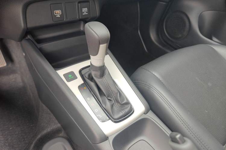 Used Honda Fit 2021 1.5L CVT Trend Edition Gear Lever