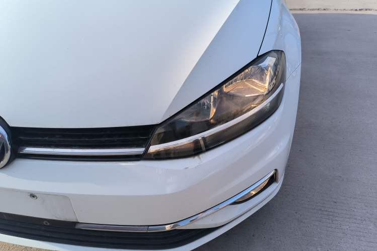 Used Volkswagen Golf 2018 230TSI Automatic Comfort Model Left Front Headlight