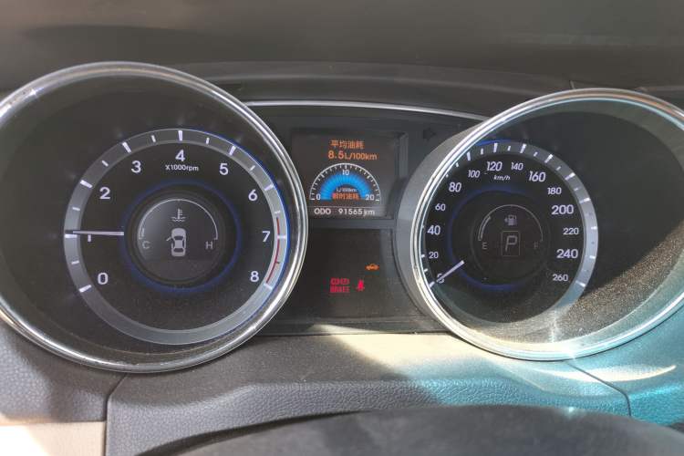 Used Hyundai Sonata 2011 2.0L Automatic Supreme Edition
