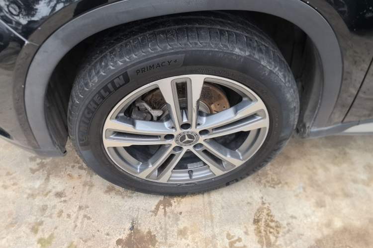 Used Mercedes-Benz GLA 2016 GLA 220 4MATIC Fashion Edition Left Front Wheel Hub