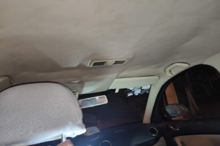 Used Volkswagen Lavida 2011 1.6L Manual Joy Version
