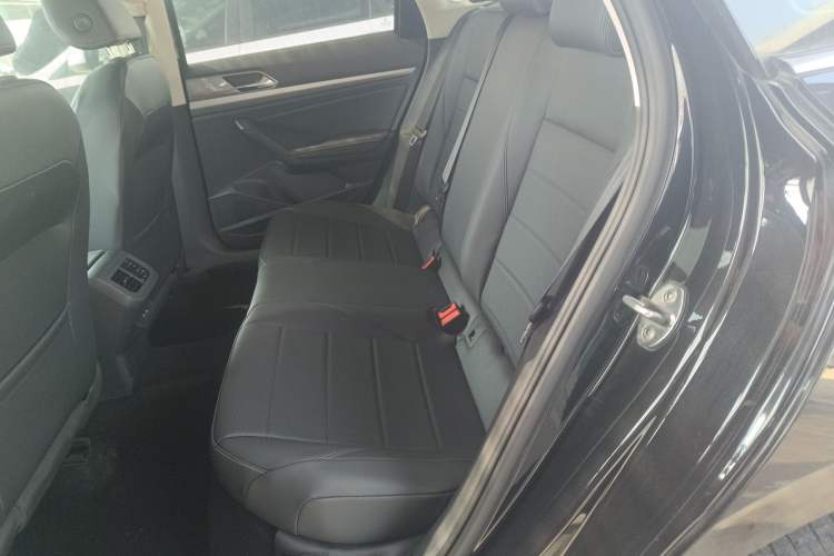 Used Volkswagen Lavida 2019 1.5L Automatic Comfort Edition China VI Standard