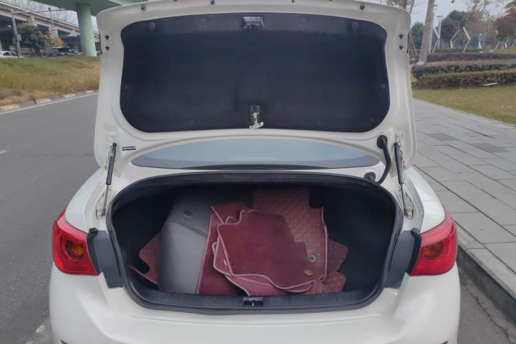 Used Infiniti Q50L 2016 2.0T Enjoyment Edition
