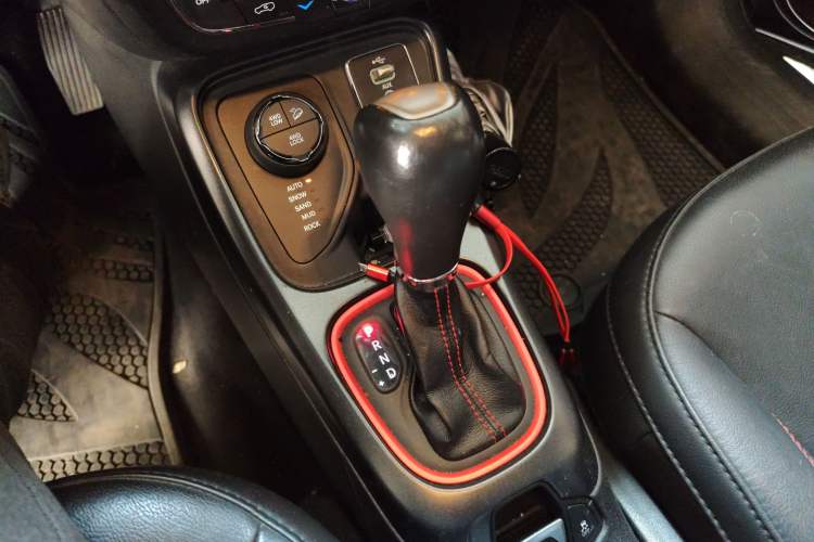 Used Jeep Compass 2017 200TS Automatic High-Performance All-Wheel Drive Edition