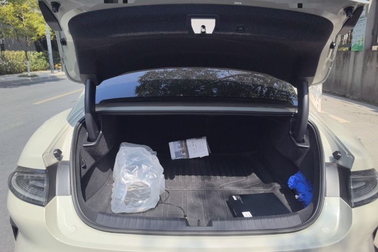 Used Xiaomi Auto SU7 2024 Rear-Drive Ultra-Long Range Advanced Pro-Level Intelligent Driving Version