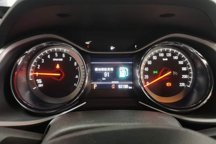 Used Chevrolet Orlando 2019 Redline 530T Automatic Enjoyment Version (5+2 Seating) China VI