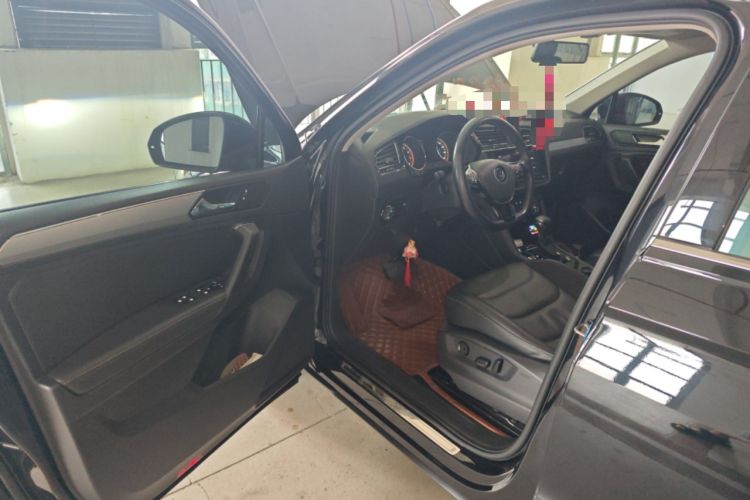 Used Volkswagen Tiguan L 2021 280TSI Automatic Two-Wheel Drive Smart Edition
