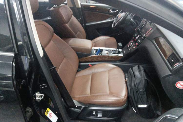 Used Hongqi H7 2015 2.0T Luxury Model