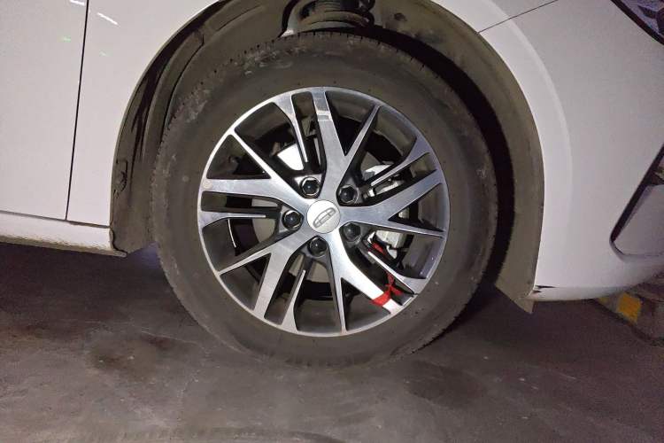 Used Geely Auto Emgrand 2026 Model 4th Generation 4 Millionth Anniversary Edition 1.5L Manual Overdrive Edition
